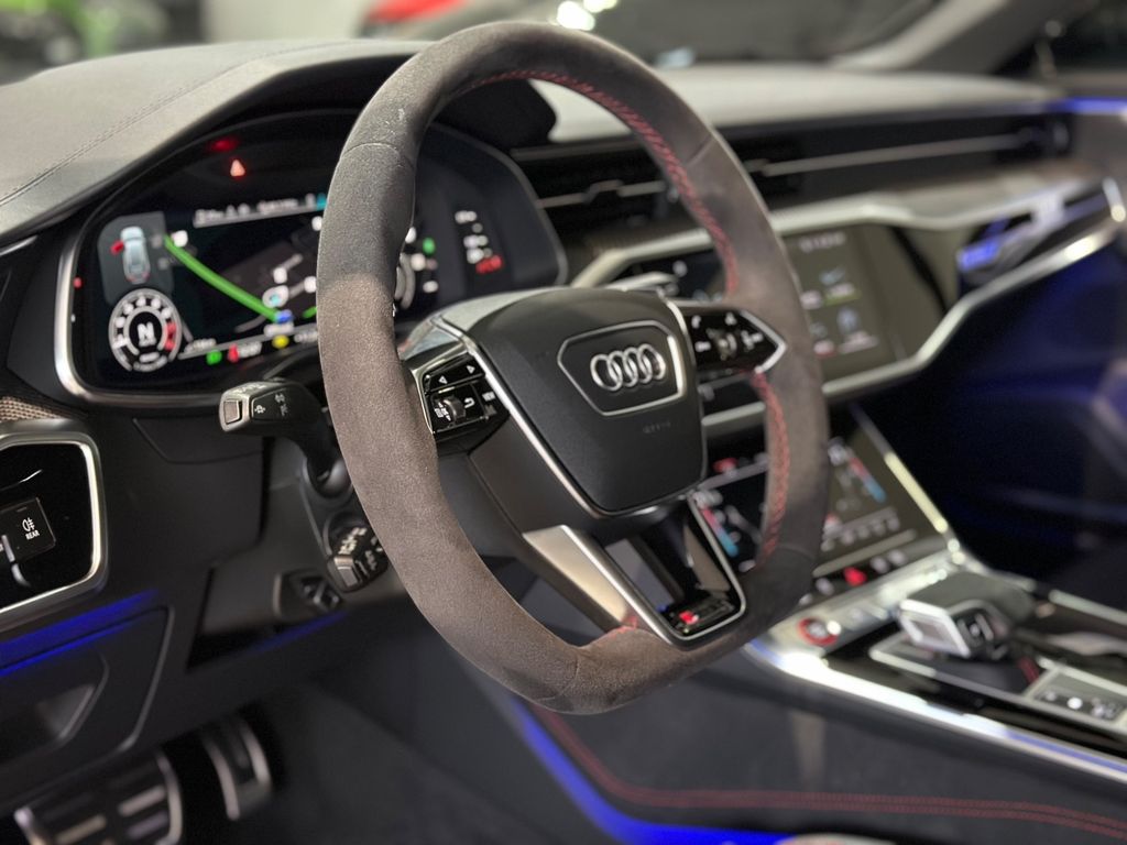 Audi RS6 2025