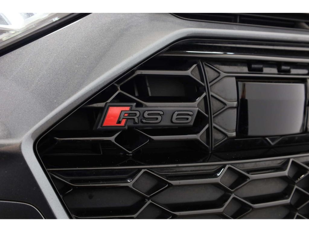 Audi RS6 2023