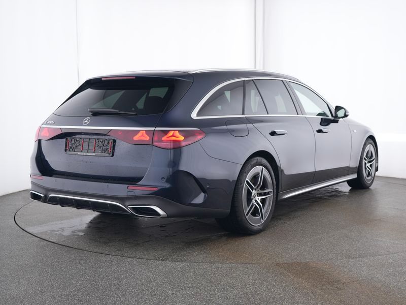 Mercedes-Benz E 300 2025