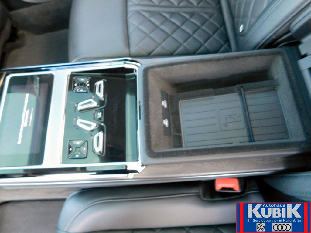 Audi A8 2022