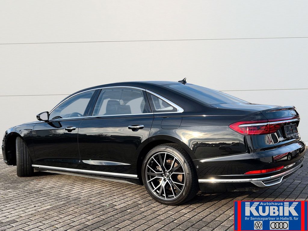 Audi A8 2022