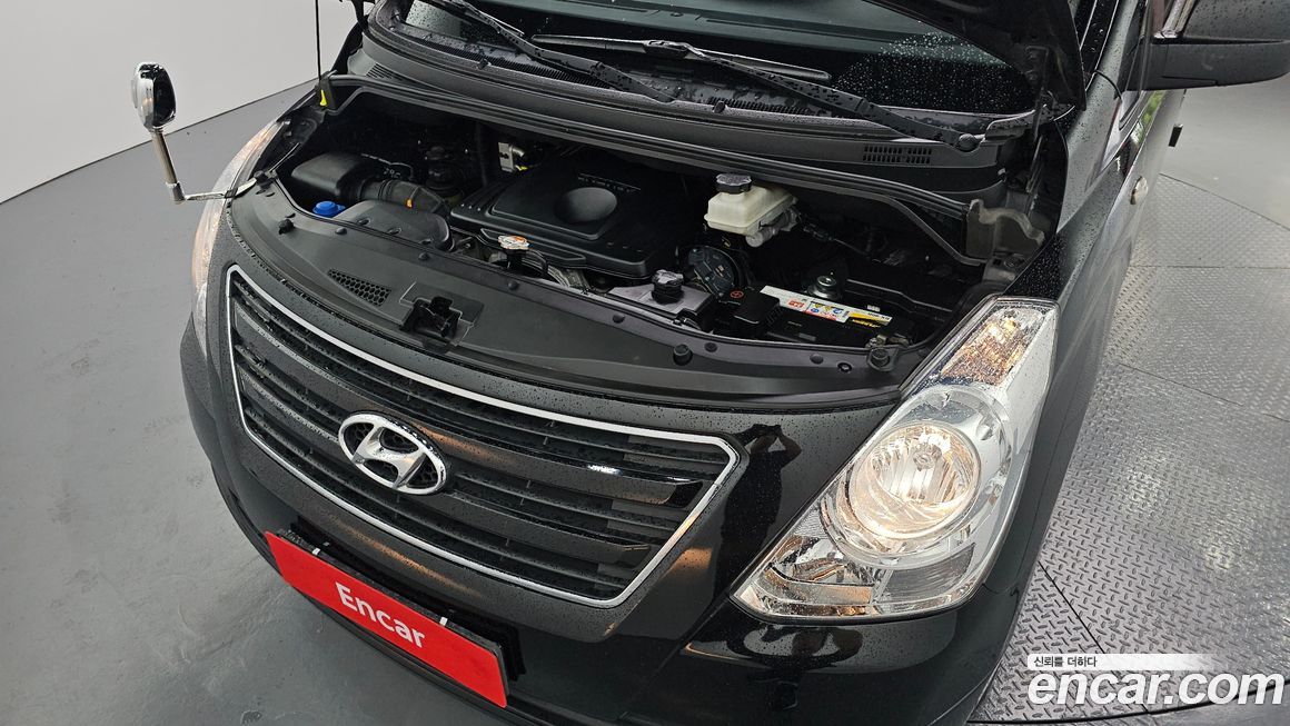 Hyundai Starex 2016