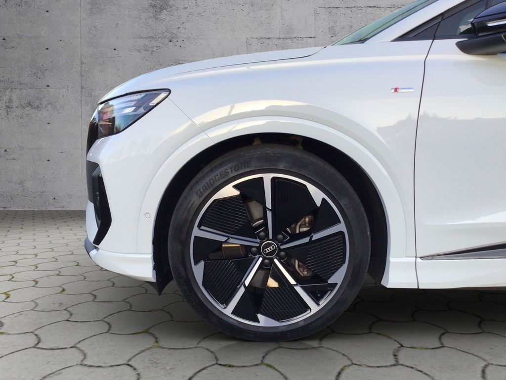 Audi Q4 2022