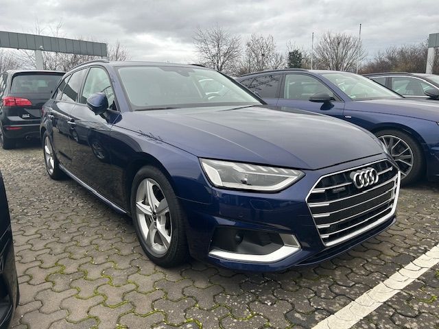 Audi A4 2022