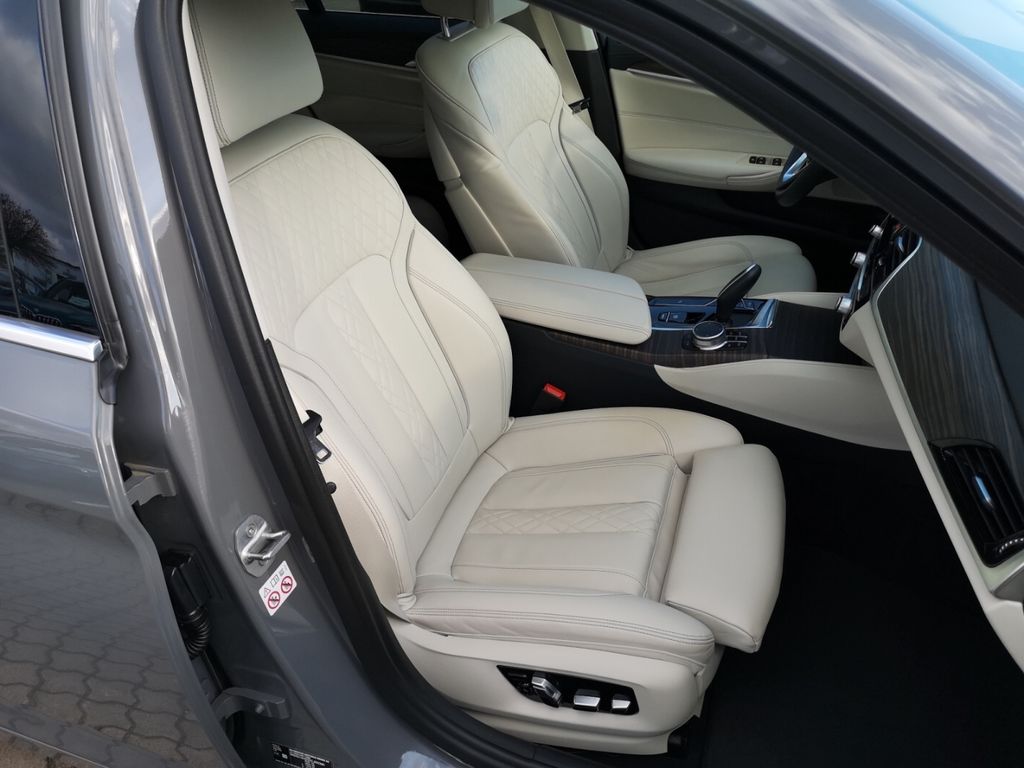BMW 540 2022