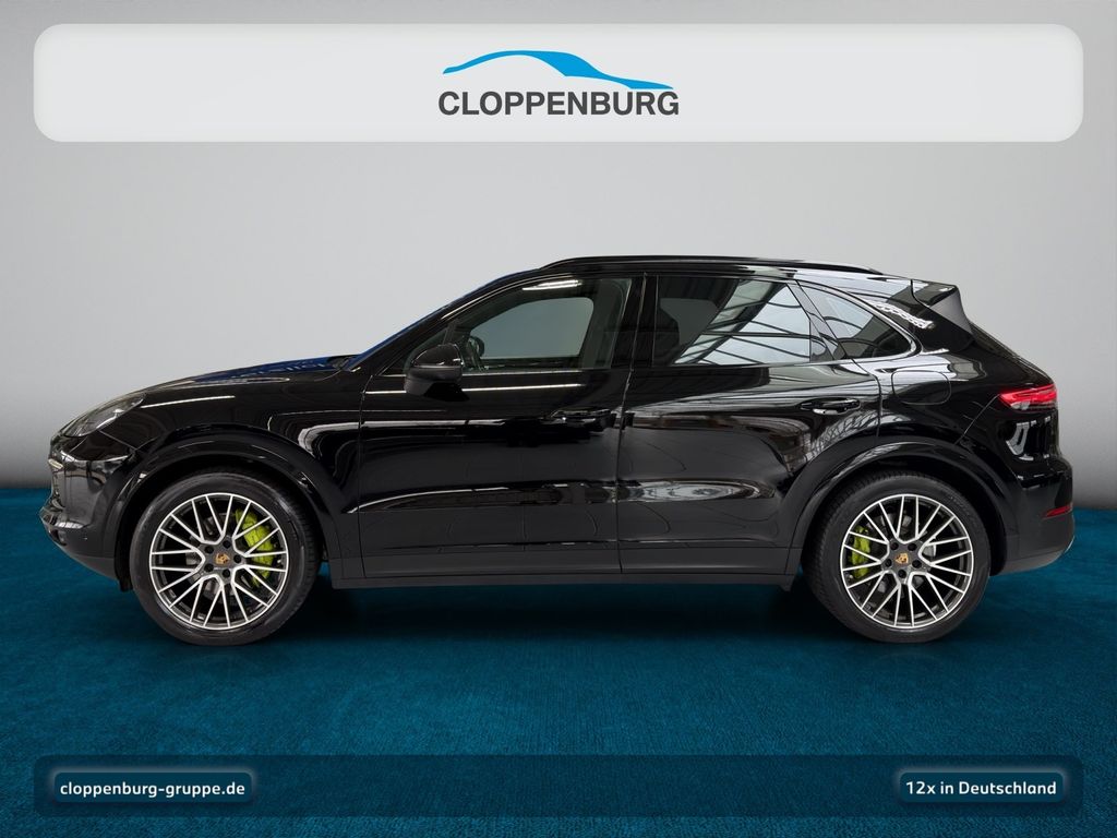 Porsche Cayenne 2021