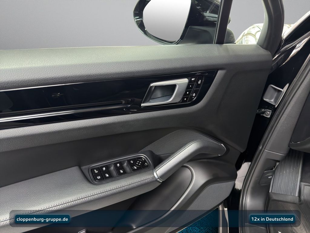 Porsche Cayenne 2021