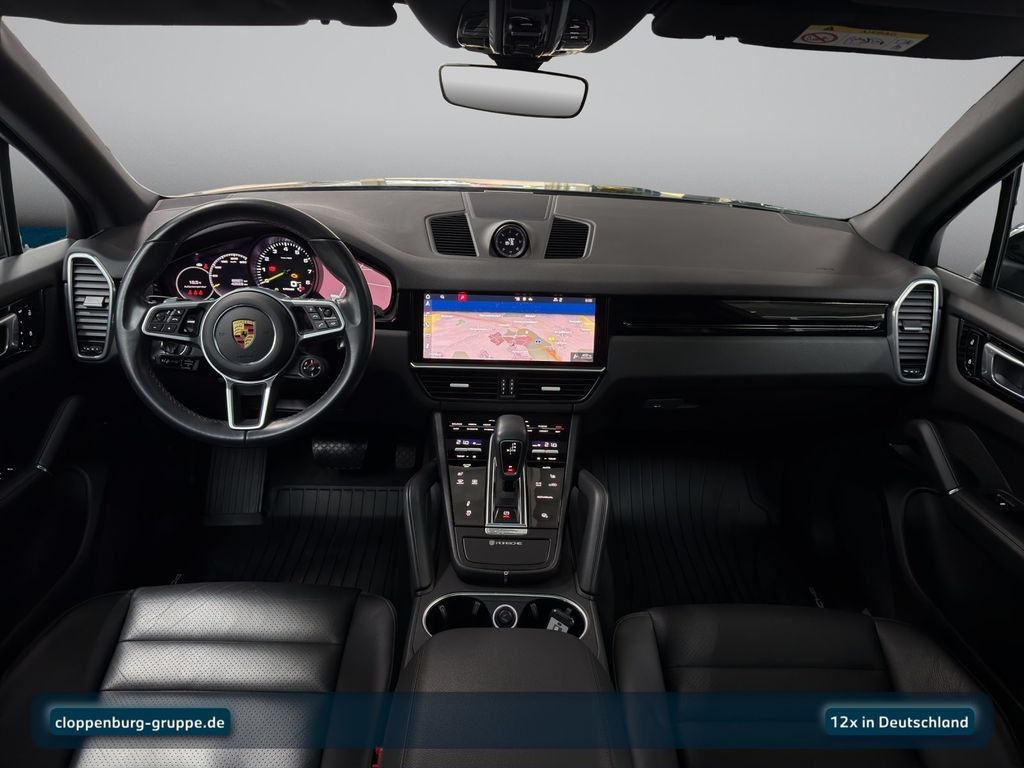 Porsche Cayenne 2021