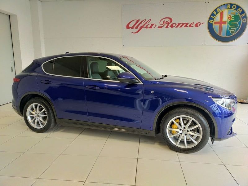Alfa Romeo Stelvio 2022
