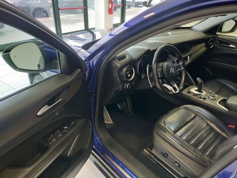 Alfa Romeo Stelvio 2022