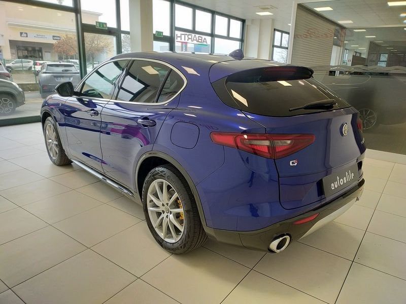 Alfa Romeo Stelvio 2022