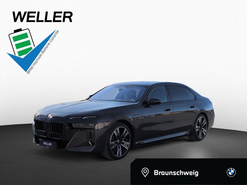 BMW 750 2024