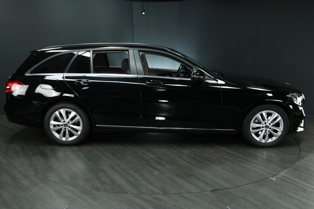 Mercedes-Benz C 220 2021