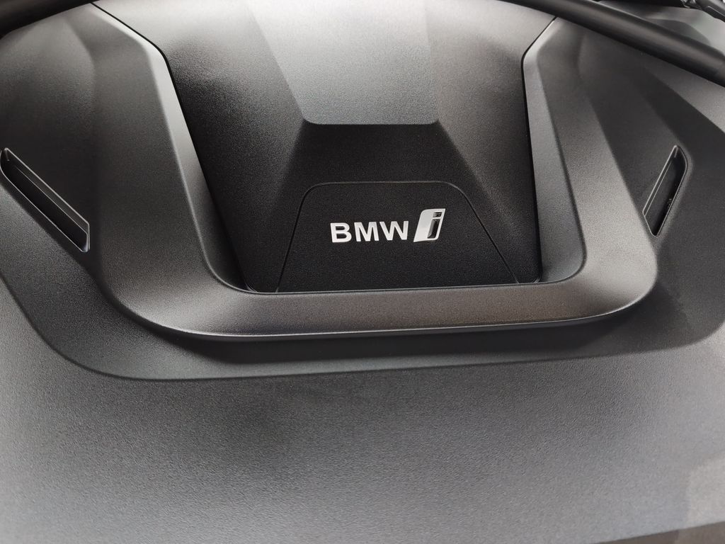 BMW i4 2023
