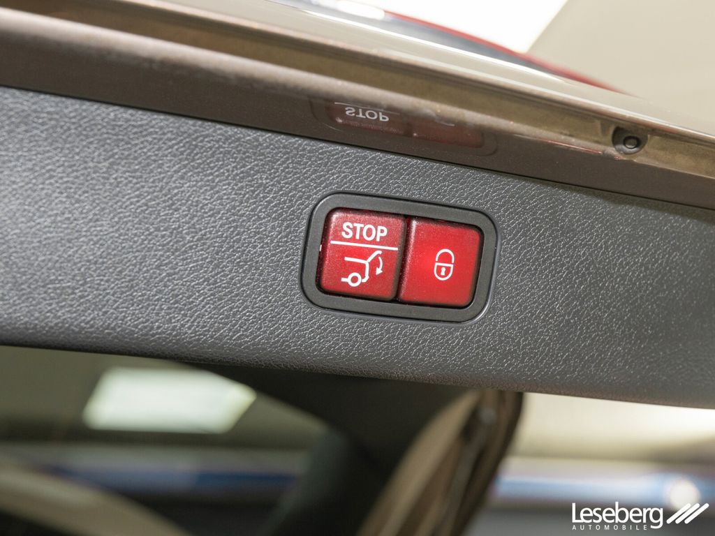 Mercedes-Benz E 300 2025