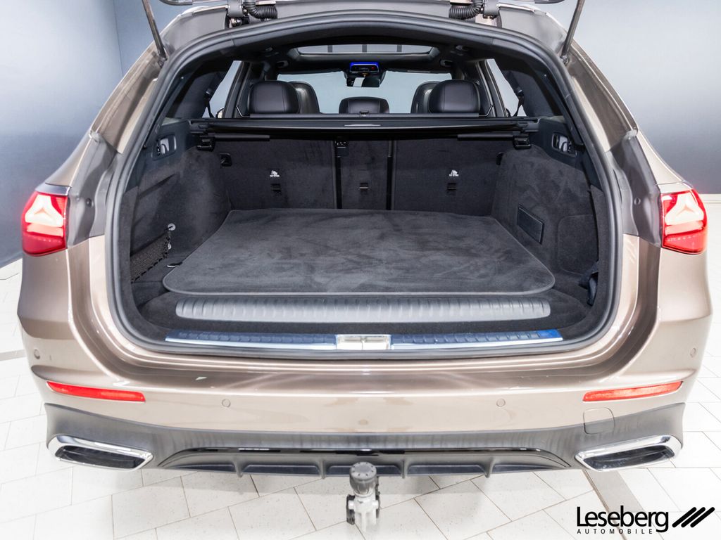 Mercedes-Benz E 300 2025