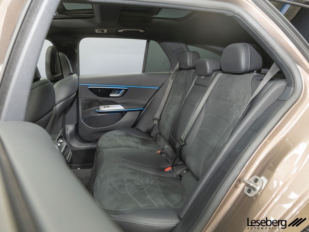 Mercedes-Benz E 300 2025