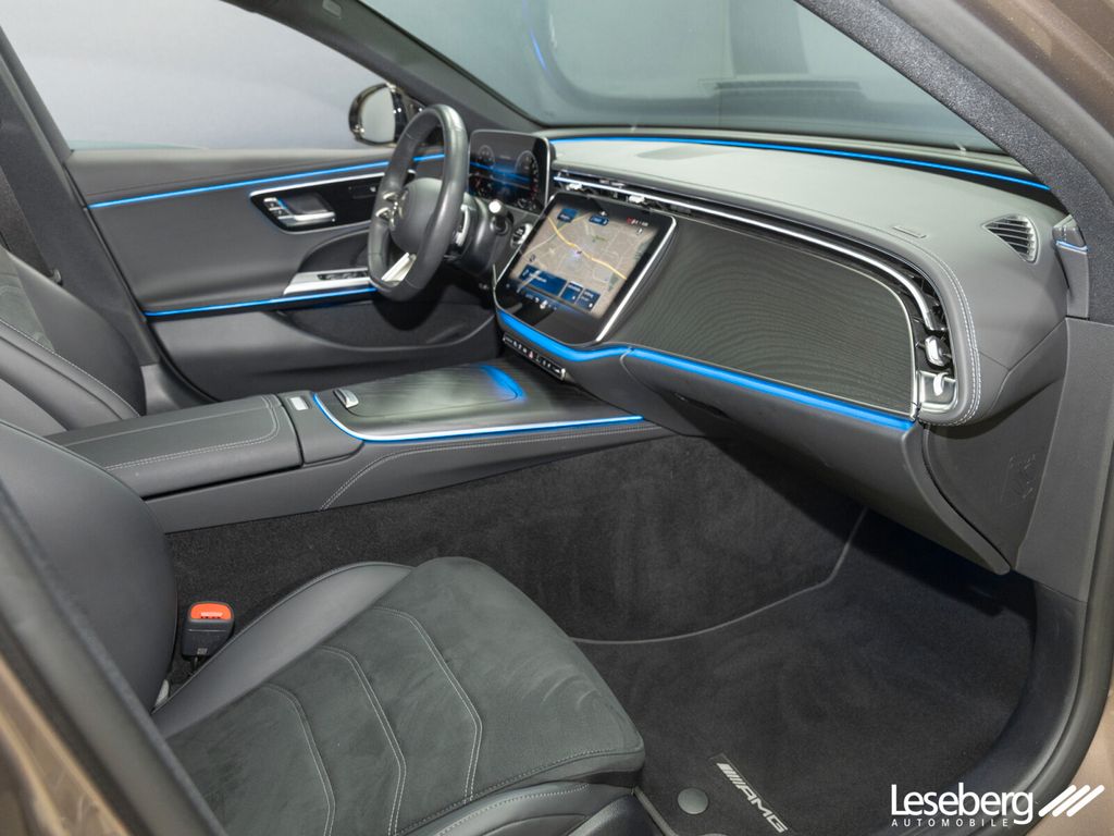 Mercedes-Benz E 300 2025