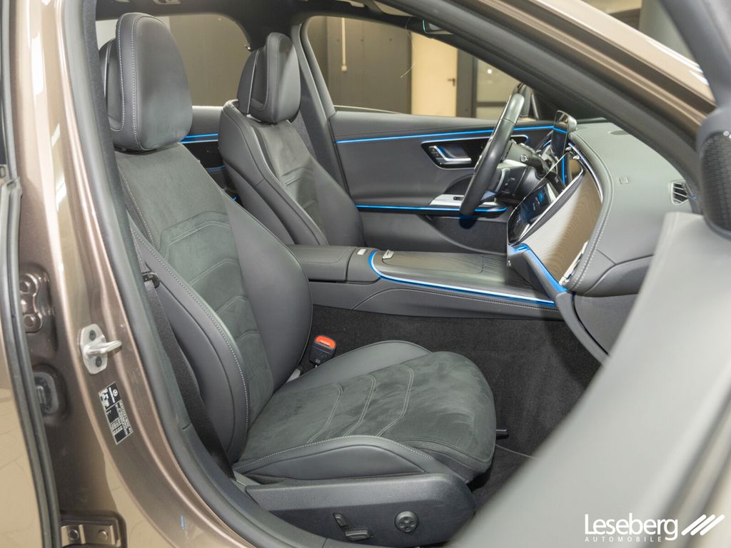 Mercedes-Benz E 300 2025