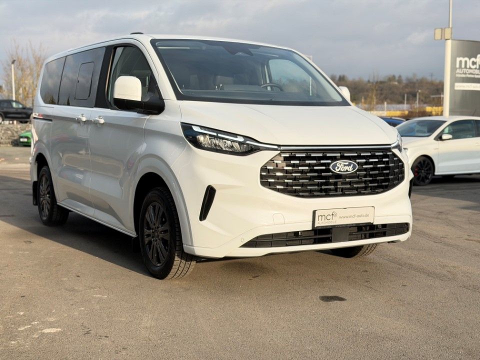 Ford Tourneo Custom 2025