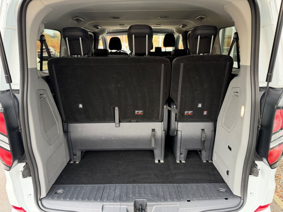 Ford Tourneo Custom 2025