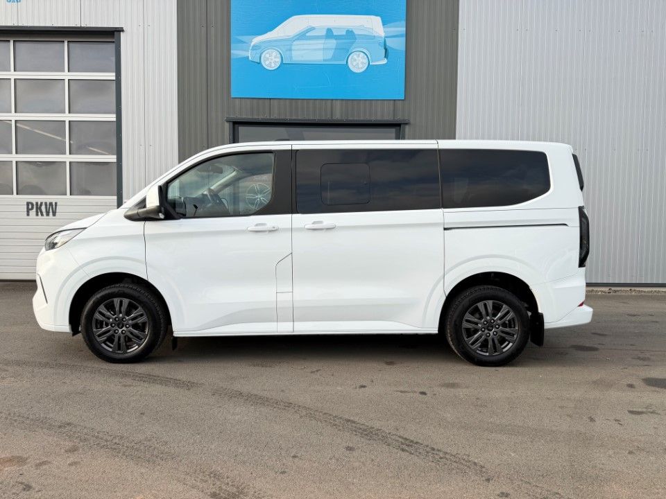Ford Tourneo Custom 2025