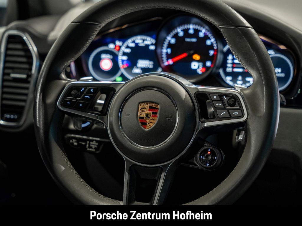 Porsche Cayenne 2020