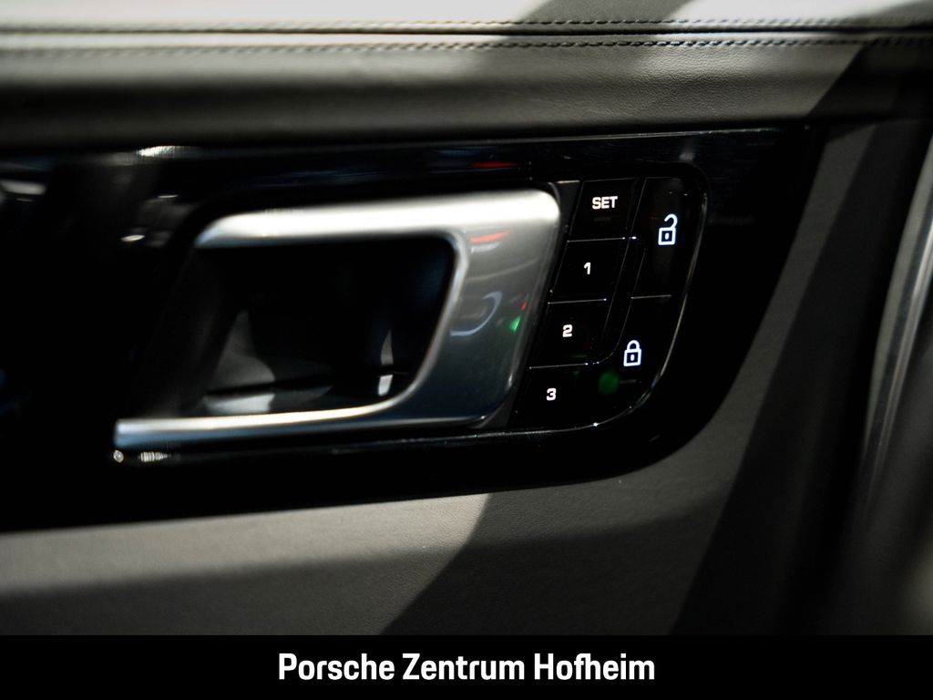 Porsche Cayenne 2020