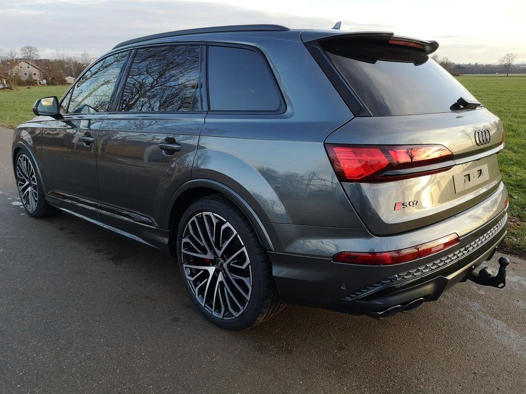 Audi SQ7 2024