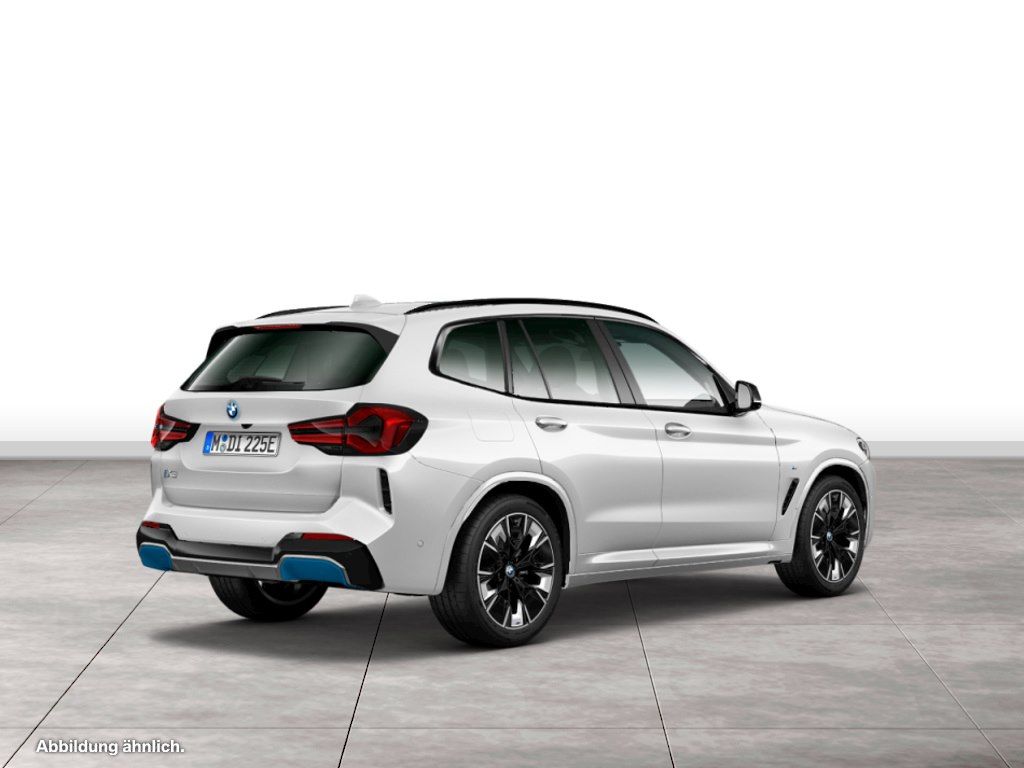 BMW iX3 2023