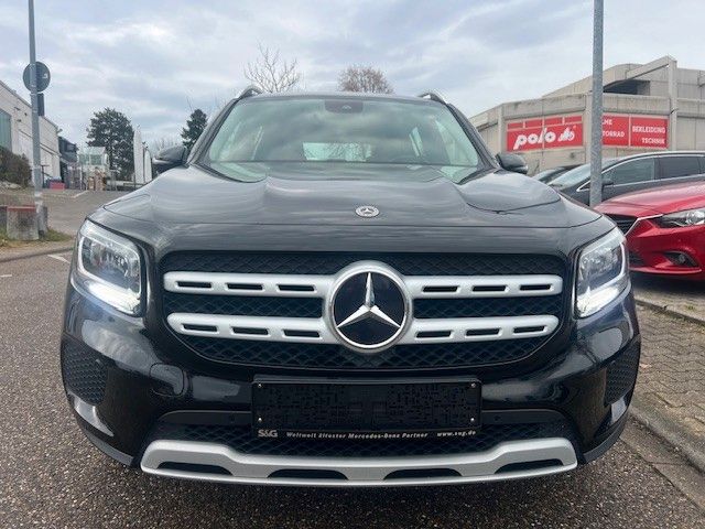 Mercedes-Benz GLB 220 2021