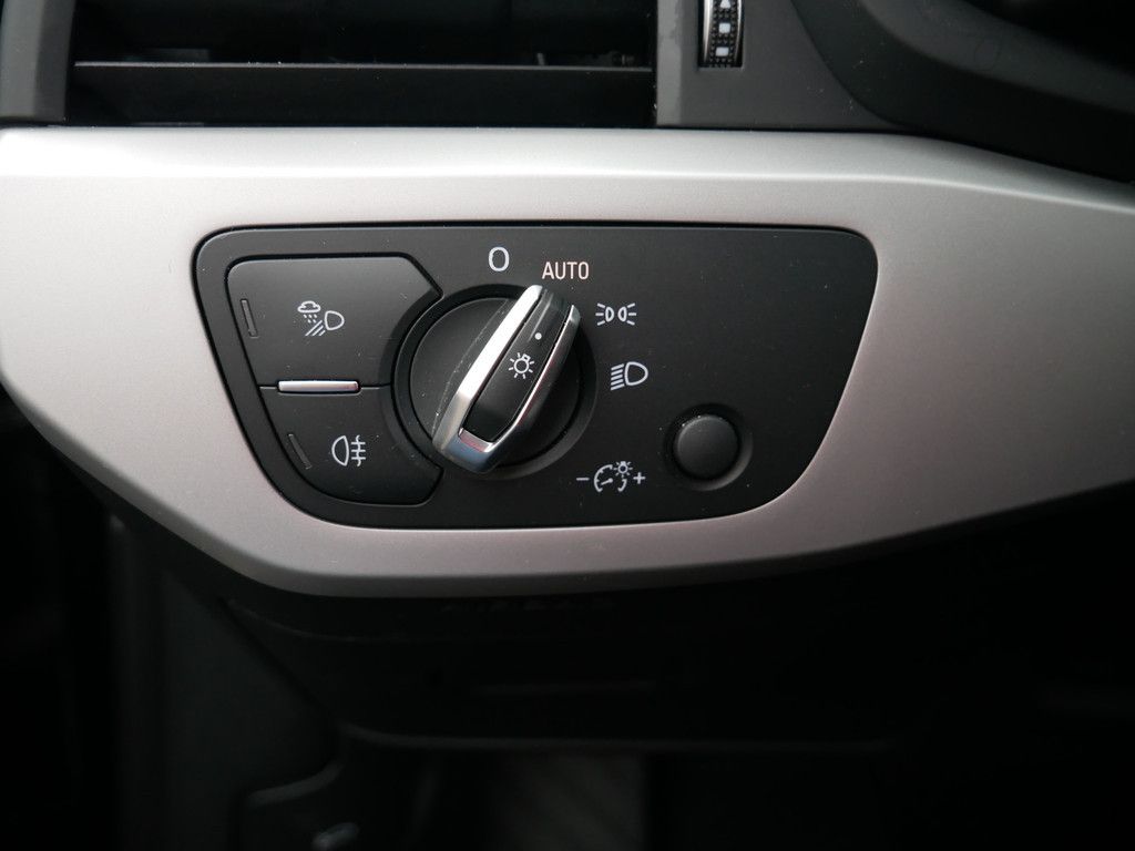 Audi A4 Allroad 2024