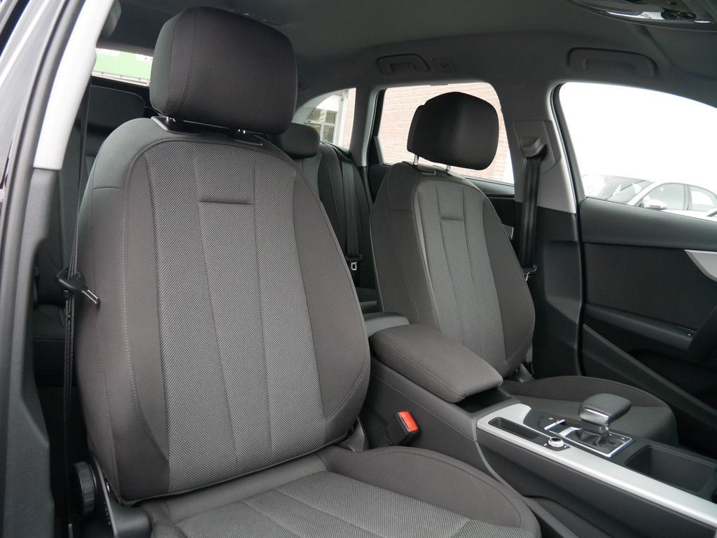 Audi A4 Allroad 2024