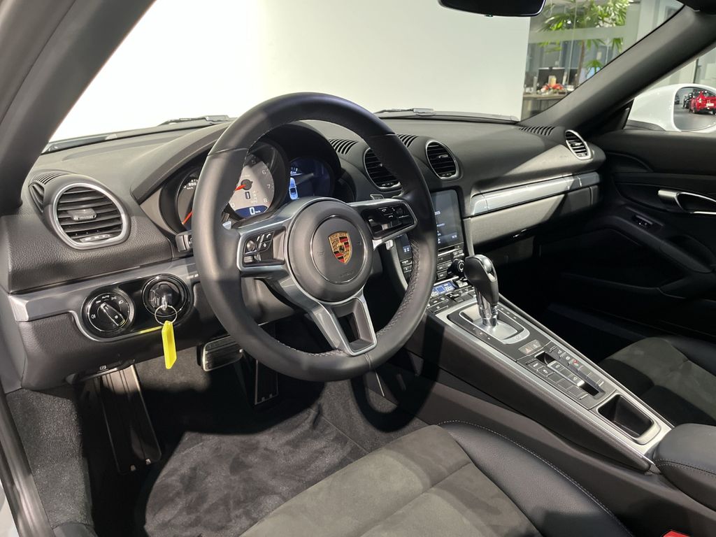 Porsche Boxster 2022