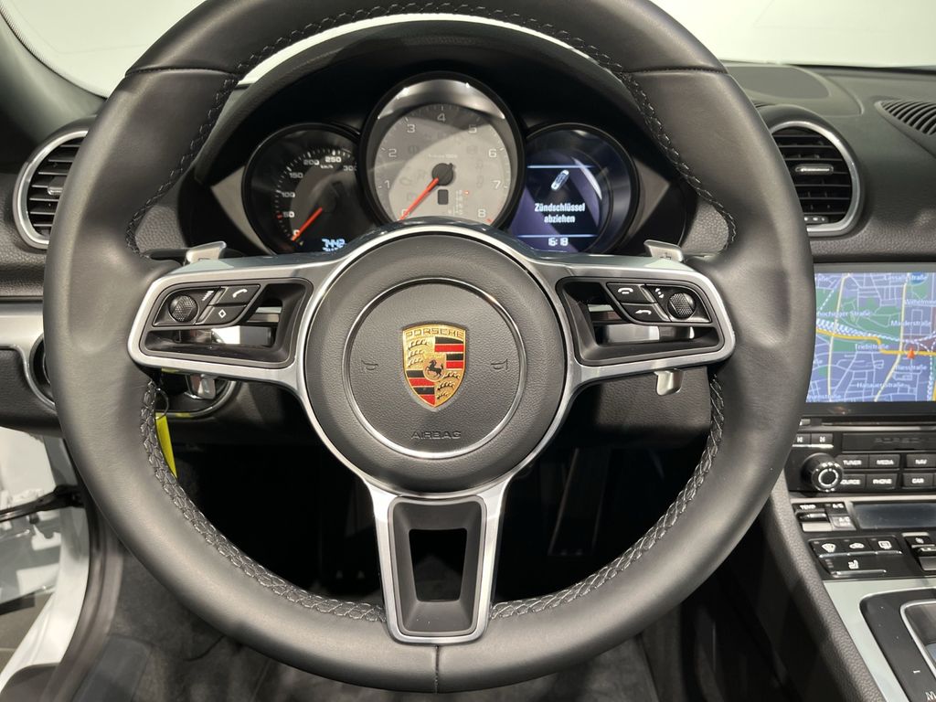 Porsche Boxster 2022