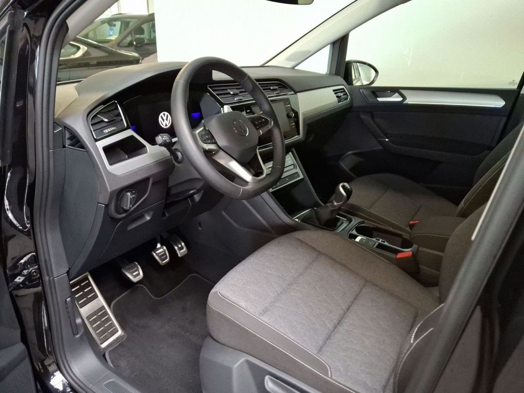 Volkswagen Touran 2024