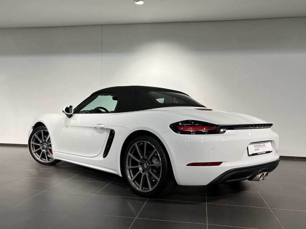 Porsche Boxster 2022
