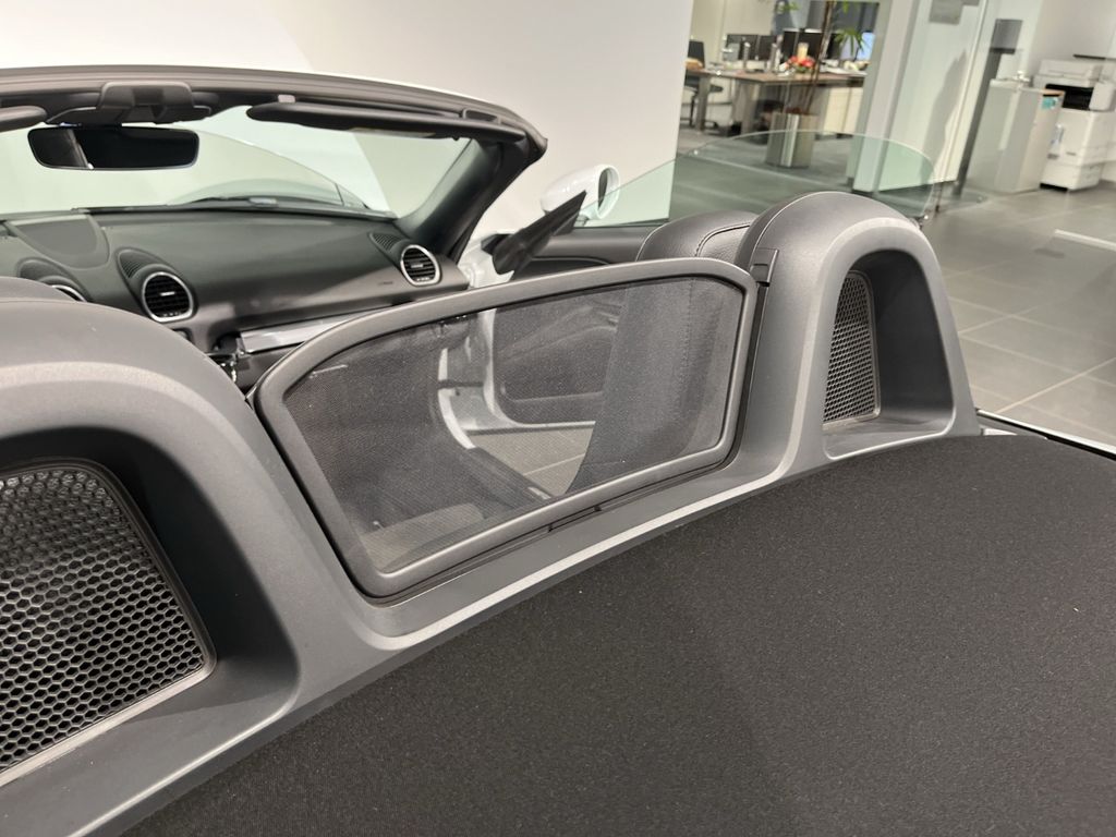 Porsche Boxster 2022