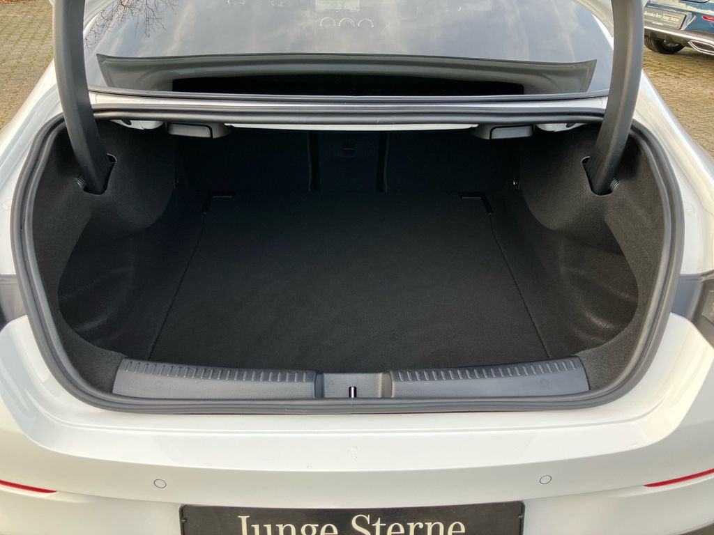 Mercedes-Benz CLA 180 2024