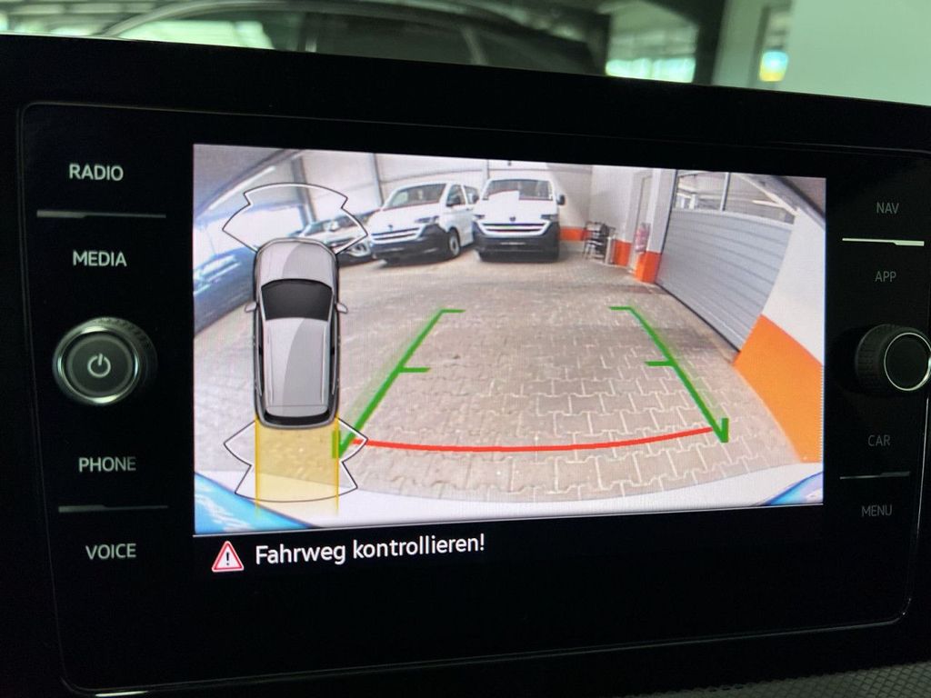 Volkswagen T-Cross 2024