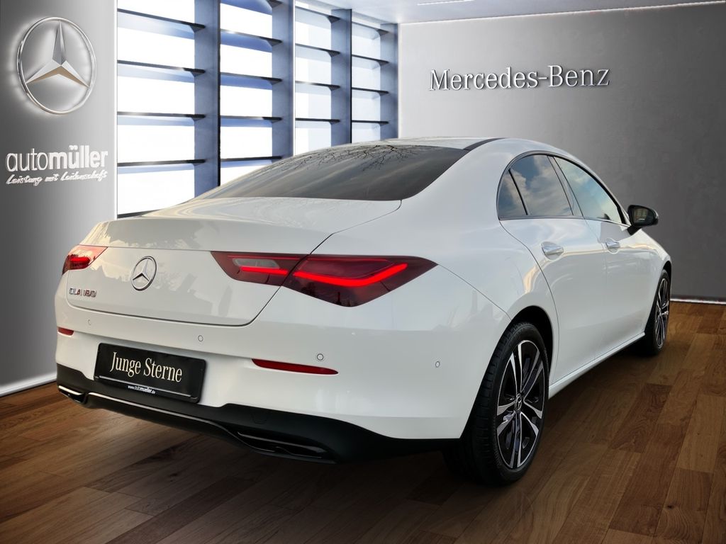 Mercedes-Benz CLA 180 2024