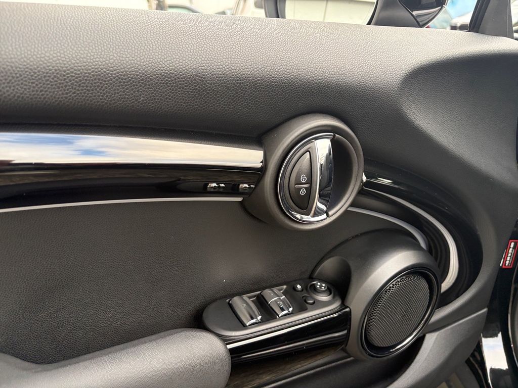 MINI Cooper S Cabrio 2022