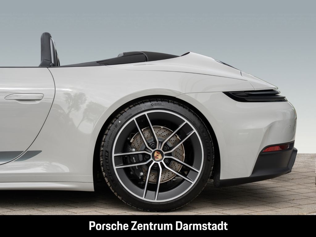 Porsche 992 2025