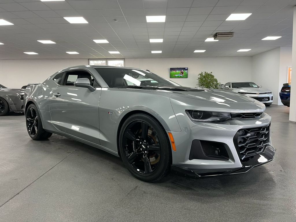 Chevrolet Camaro 2023