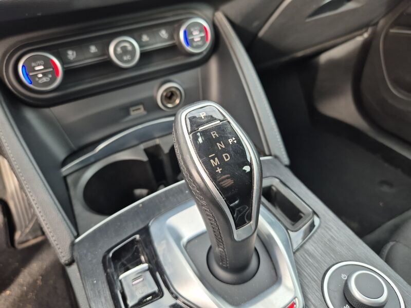 Alfa Romeo Stelvio 2020