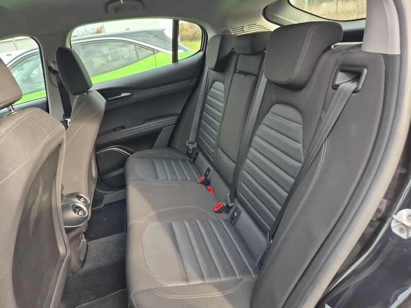 Alfa Romeo Stelvio 2020