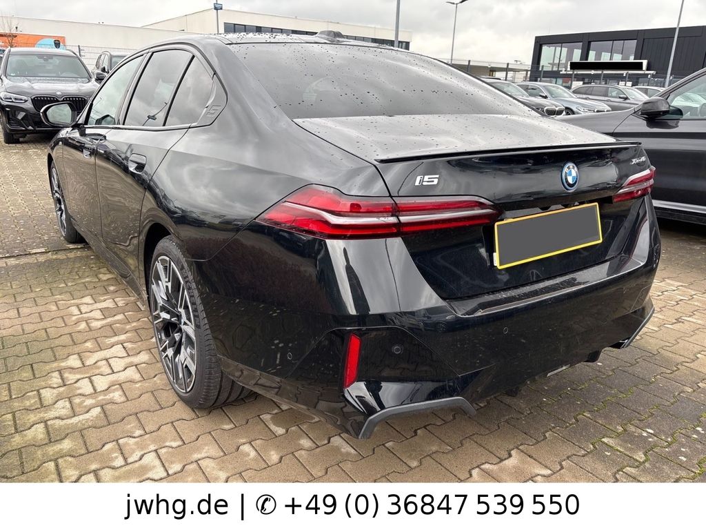 BMW i5 2024