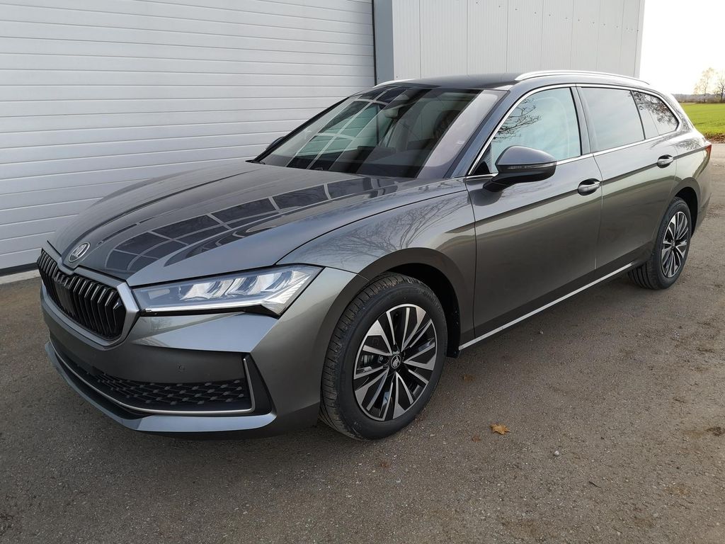 Skoda Superb 2025