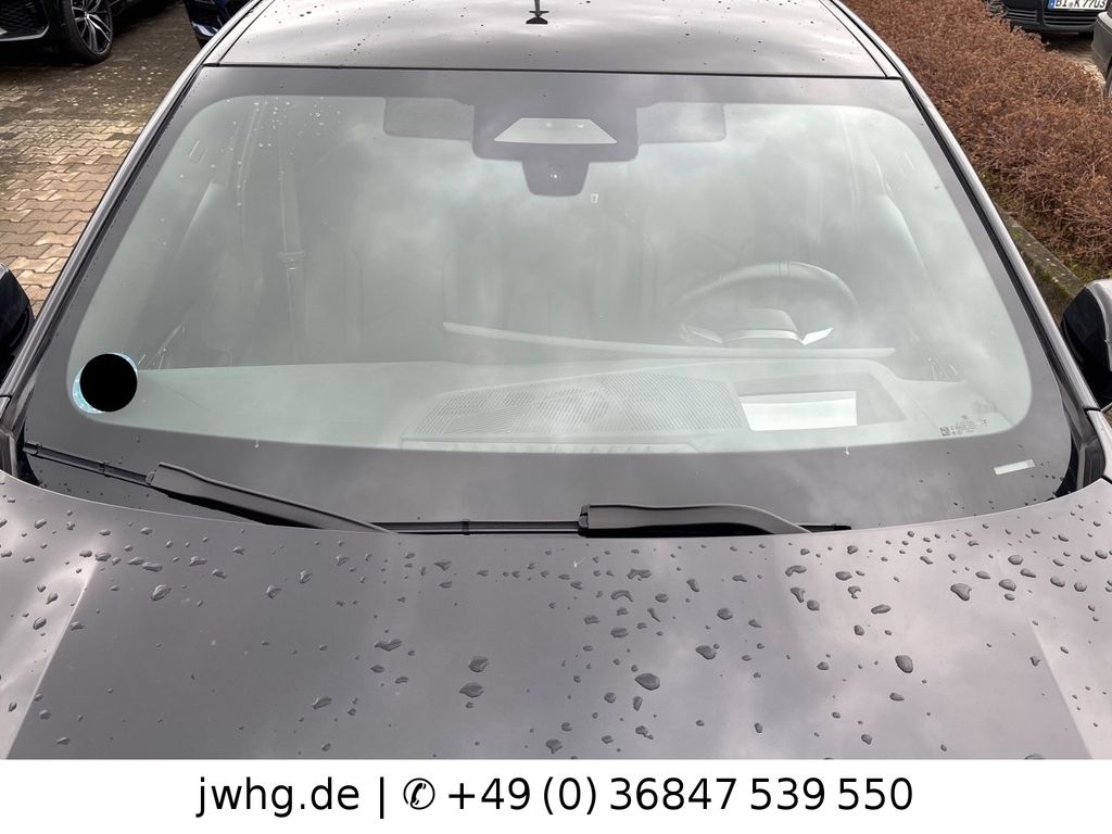 BMW i5 2024