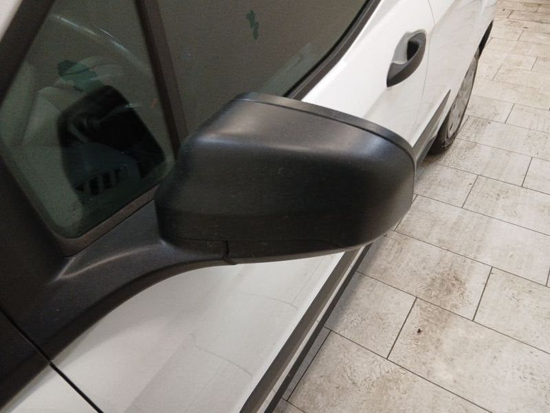 Ford Transit Courier 2023